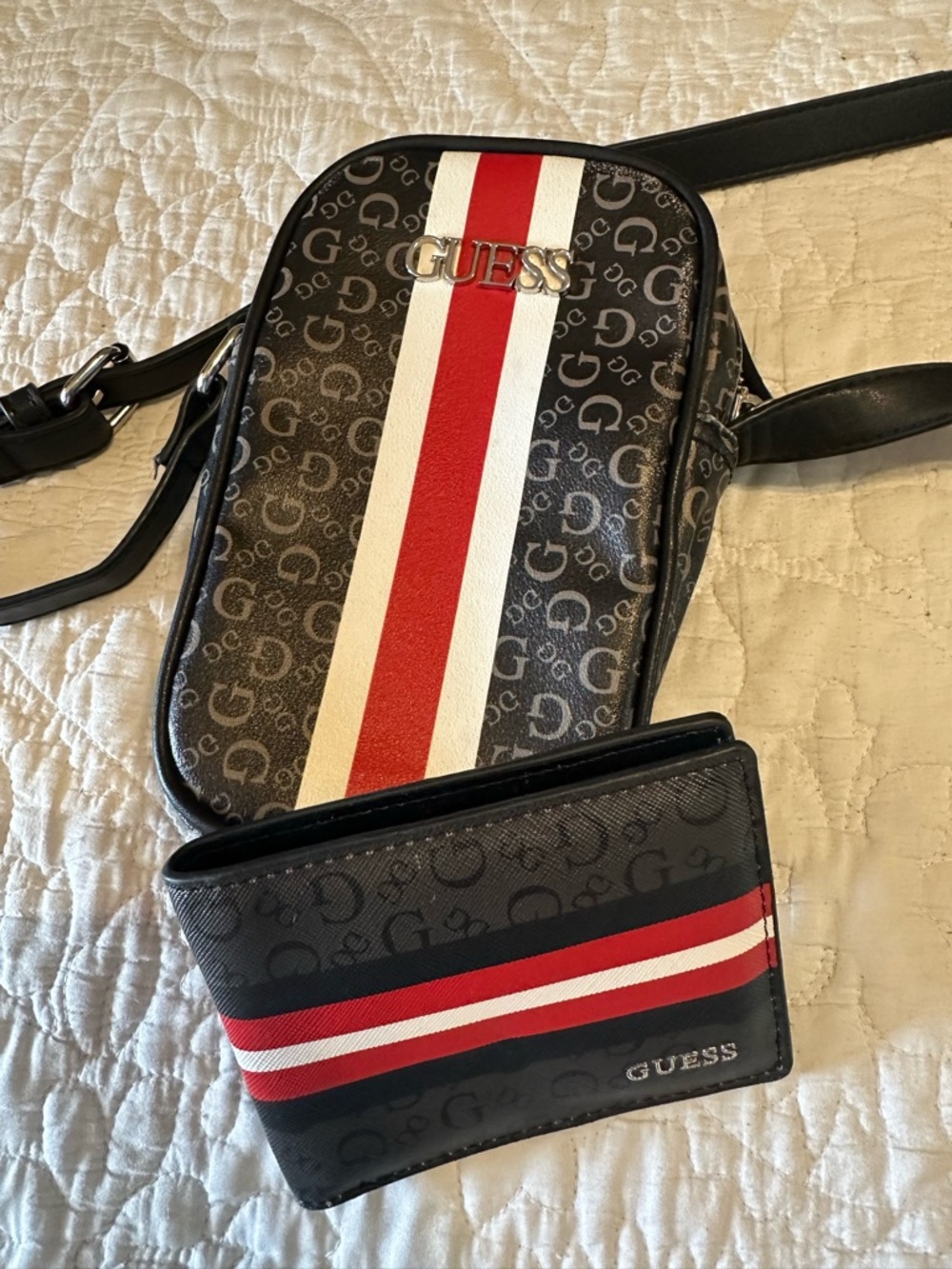 GUESS SET Black Logo Crossbody Bag & Wallet with Red and White Stripes